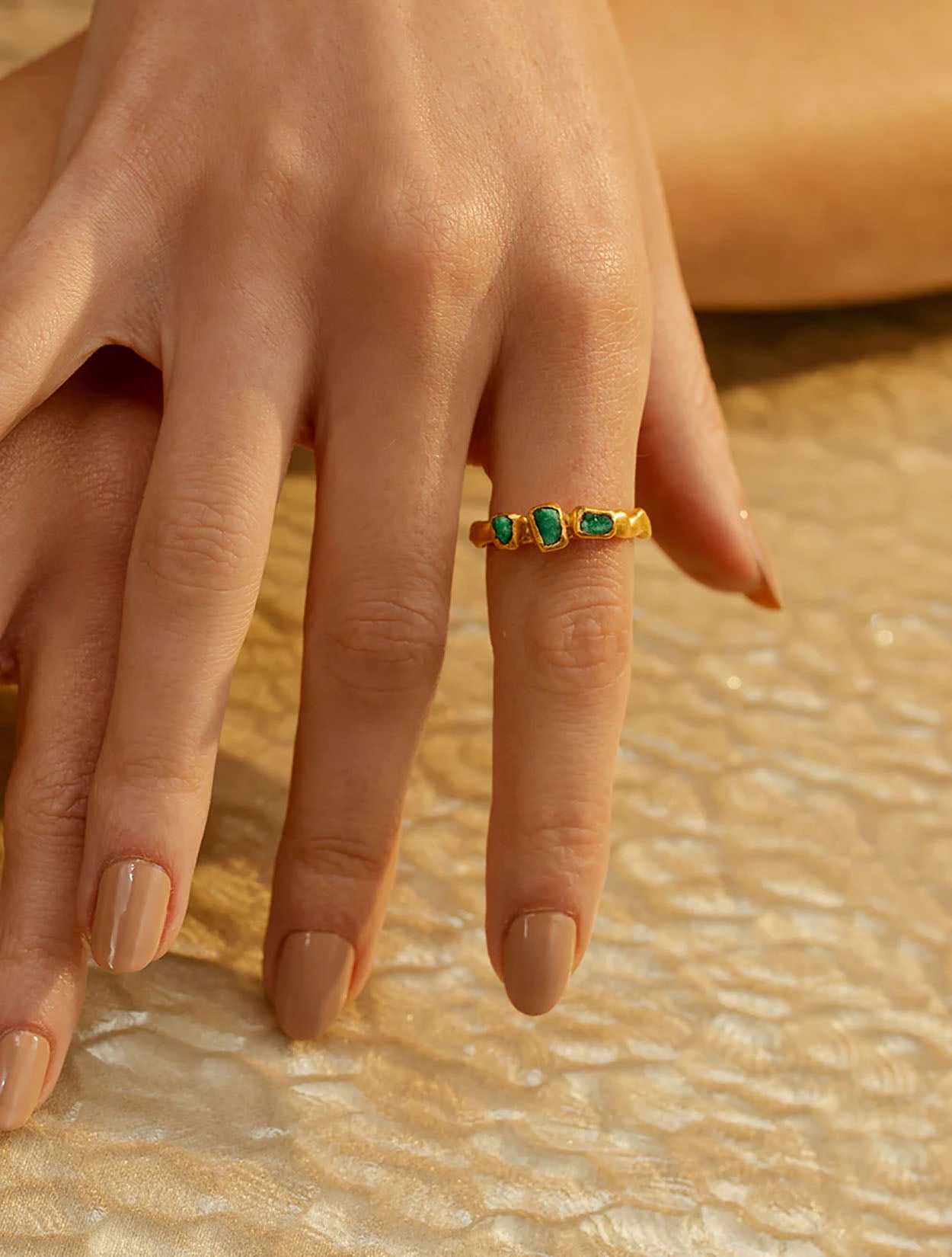 ANILLO MAYA DE 3 PIEDRAS