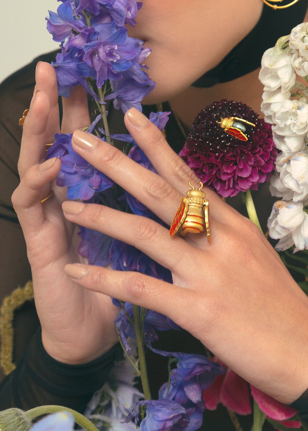 Anillo The Queen Bee Naranja | Joyería Contemporánea | Sara y Flora