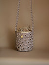 Bolso artesanal Artea tejido en punto calado disponible en color taupe – Moda colombiana de lujo tejido y diseño de autor | Casa Precis, Concept Store