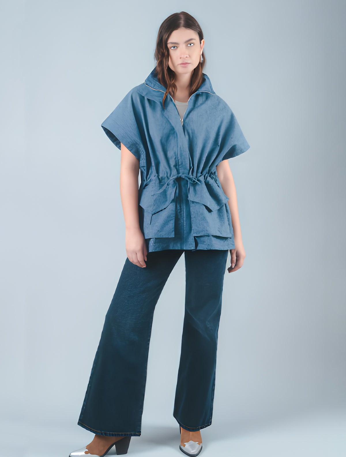 Chaleco denim oversize | Mangas caídas y bolsillos con tapa
