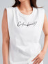 Camiseta marfil de algodón con bordado Alma Colombiana de la diseñadora Juliana Sanchez en Casa Precis.