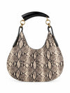 Cartera Magnolia pequeña de la marca Legado en cuero con grabado de pitón color taupe y asa escultural de cuerno con eslabones dorados – Bolso de lujo de autor hecho en Colombia | Casa Precis, Concept Store