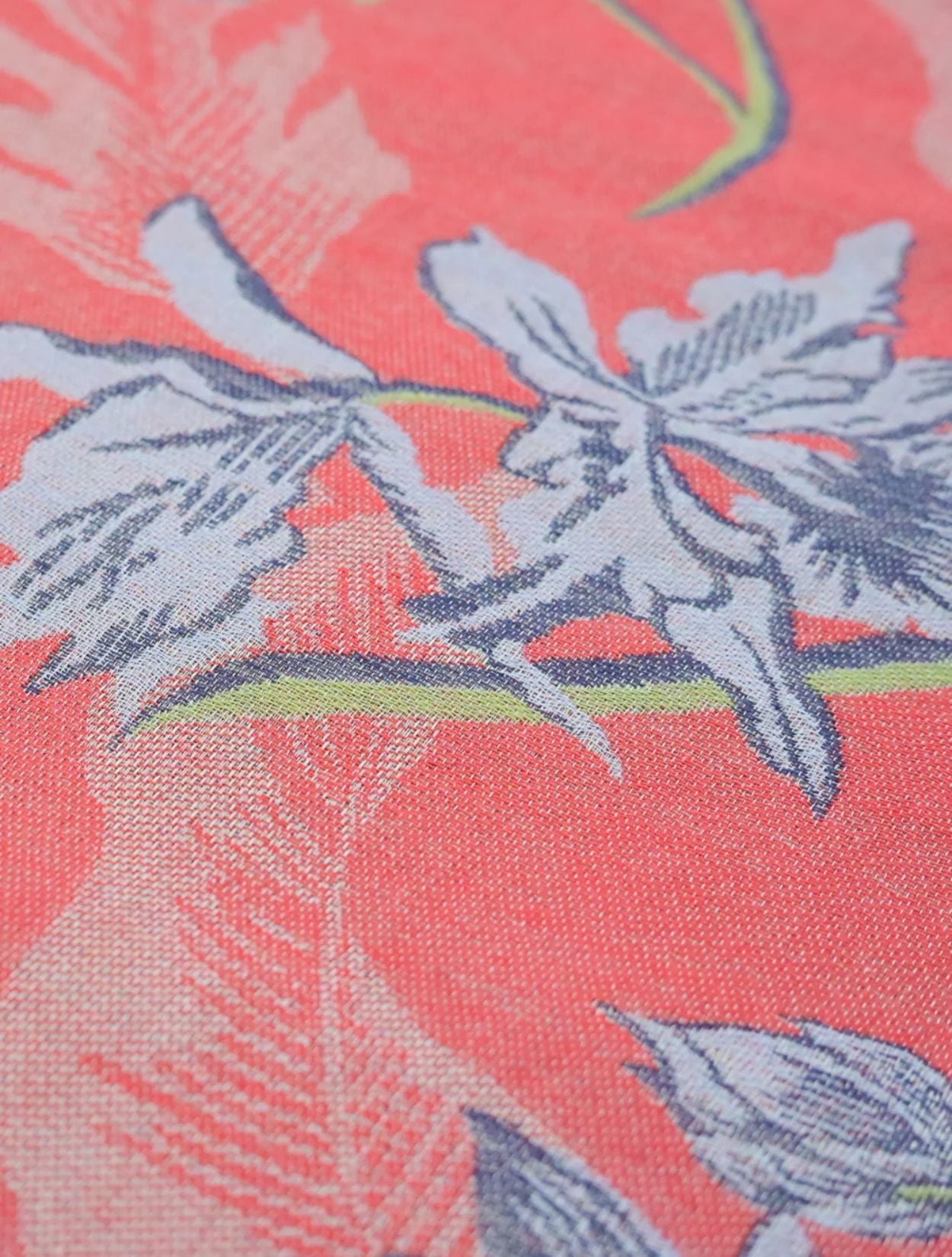 Chal Curuba en Lana y Cashmere Rojo | Manuela Cabrales