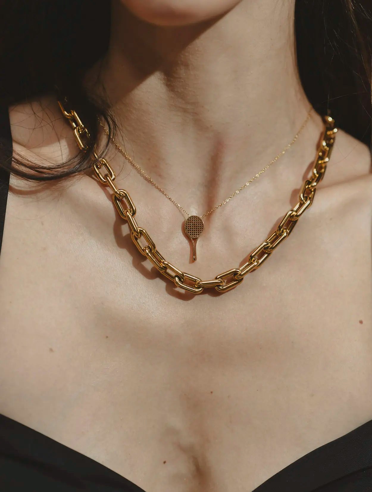 COLLAR RAQUETA DE TENIS