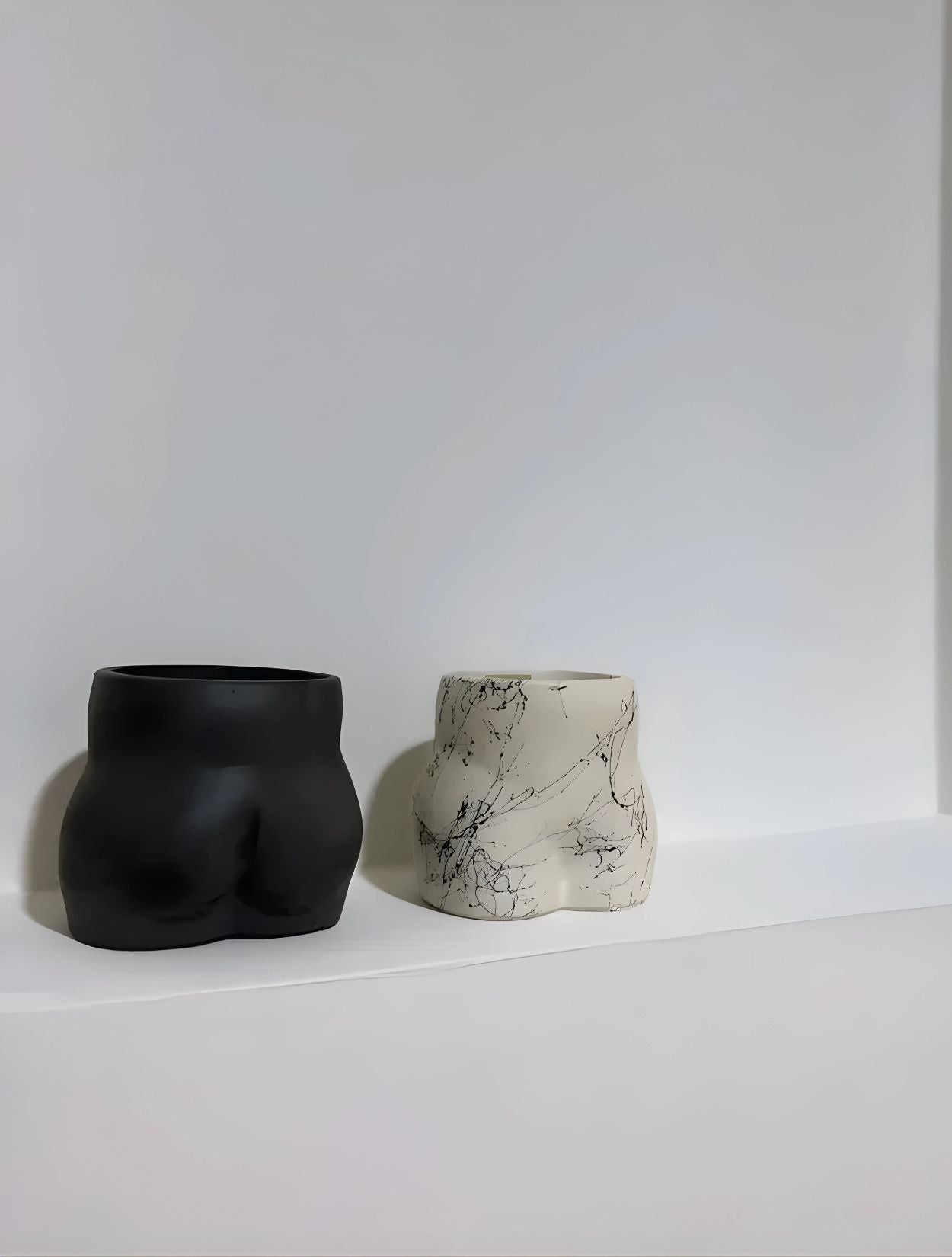 CONTENEDOR ESCULTÓRICO FEMME