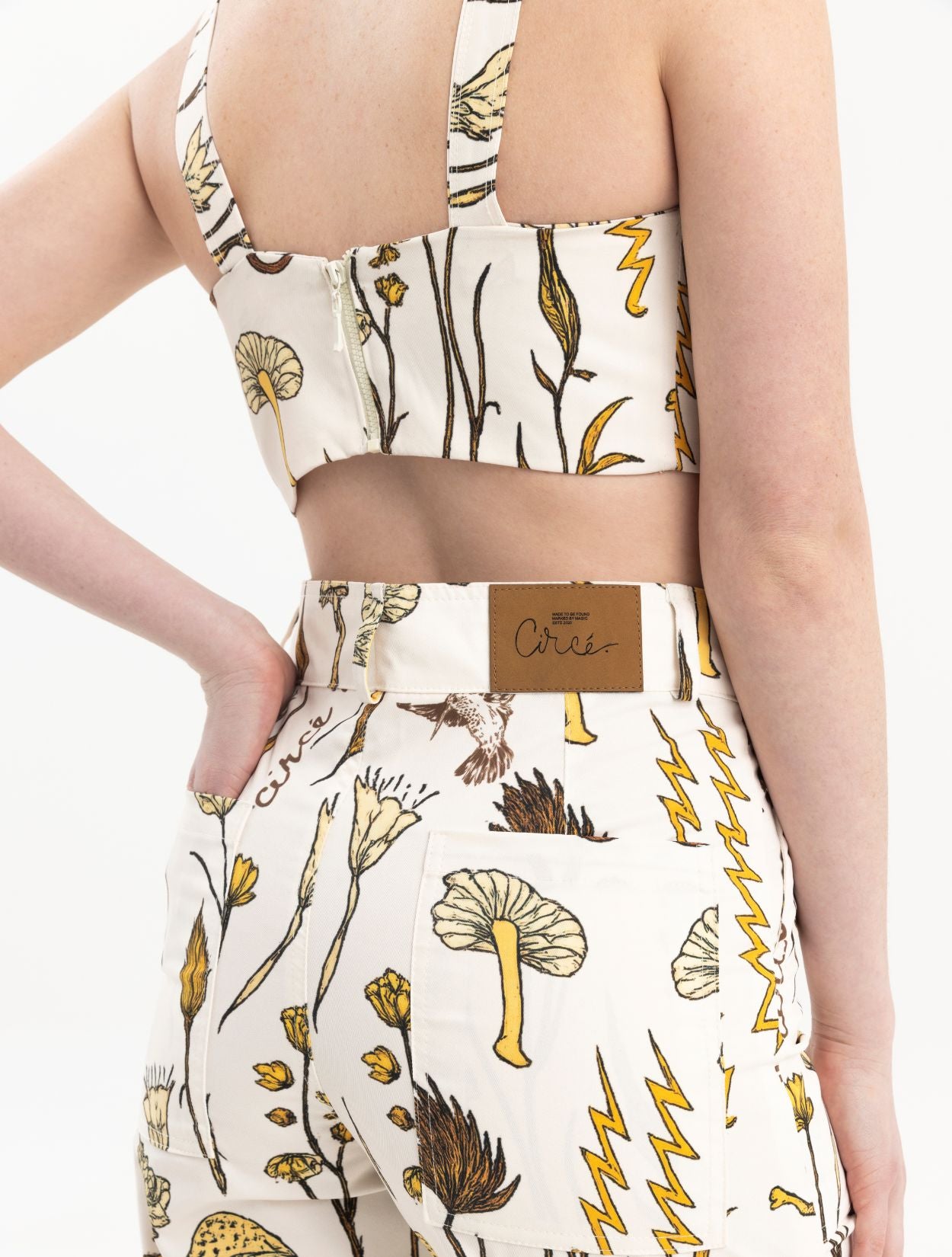 Helios Crop Top Estampado Hongos Tierra | Circe
