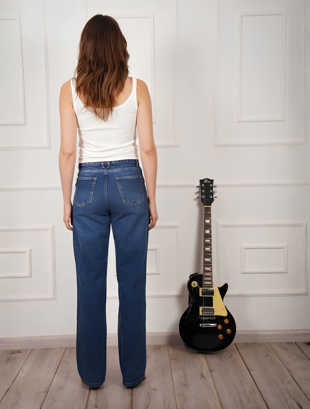 Almost Chap Jeans de la marca Piani con silueta deconstruida tipo chaparrera de diseño de autor en denim premium – Pantalón vanguardista de lujo hecho en Colombia | Casa Precis, Concept Store