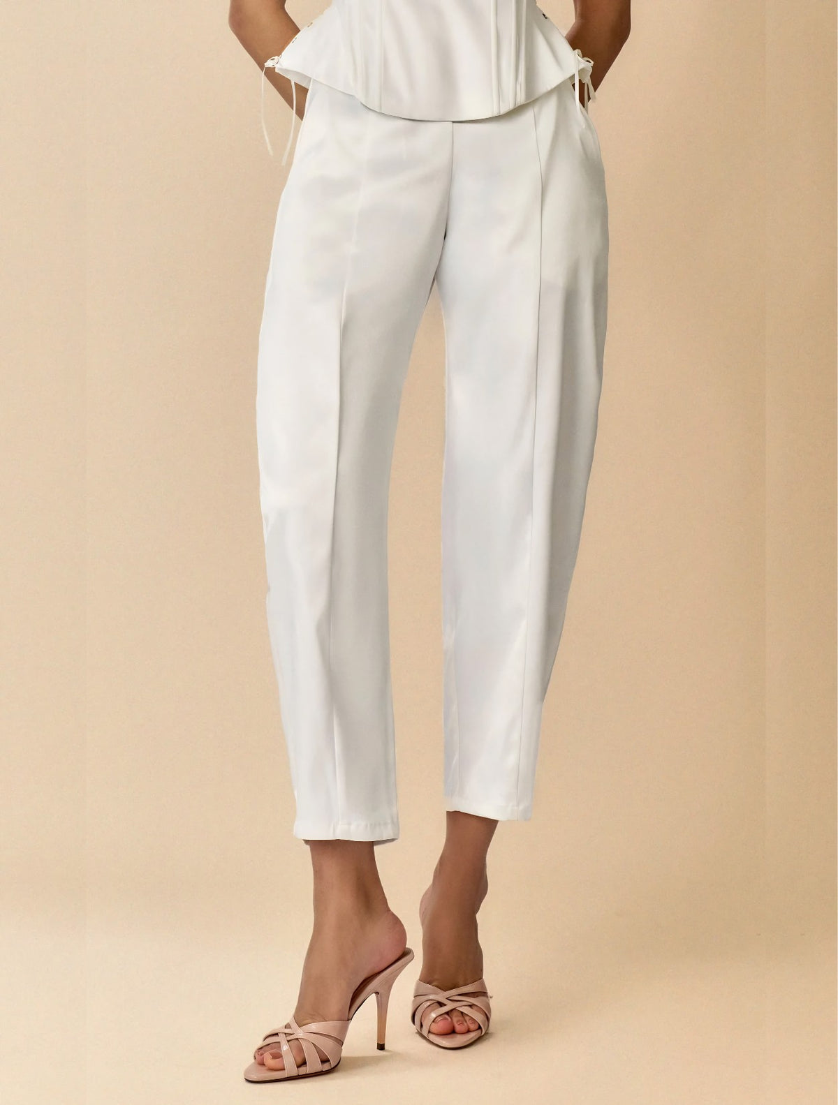 Pantalón Maeva natural | Satinado de silueta barrel