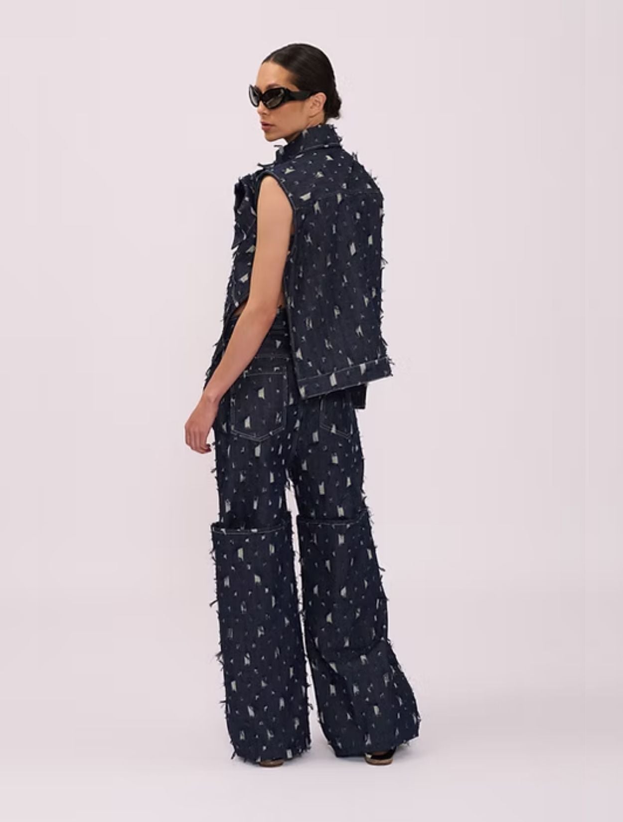 PANTALÓN VAQUERO RETORCIDO