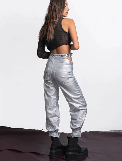 PANTALÓN INDOMABLE