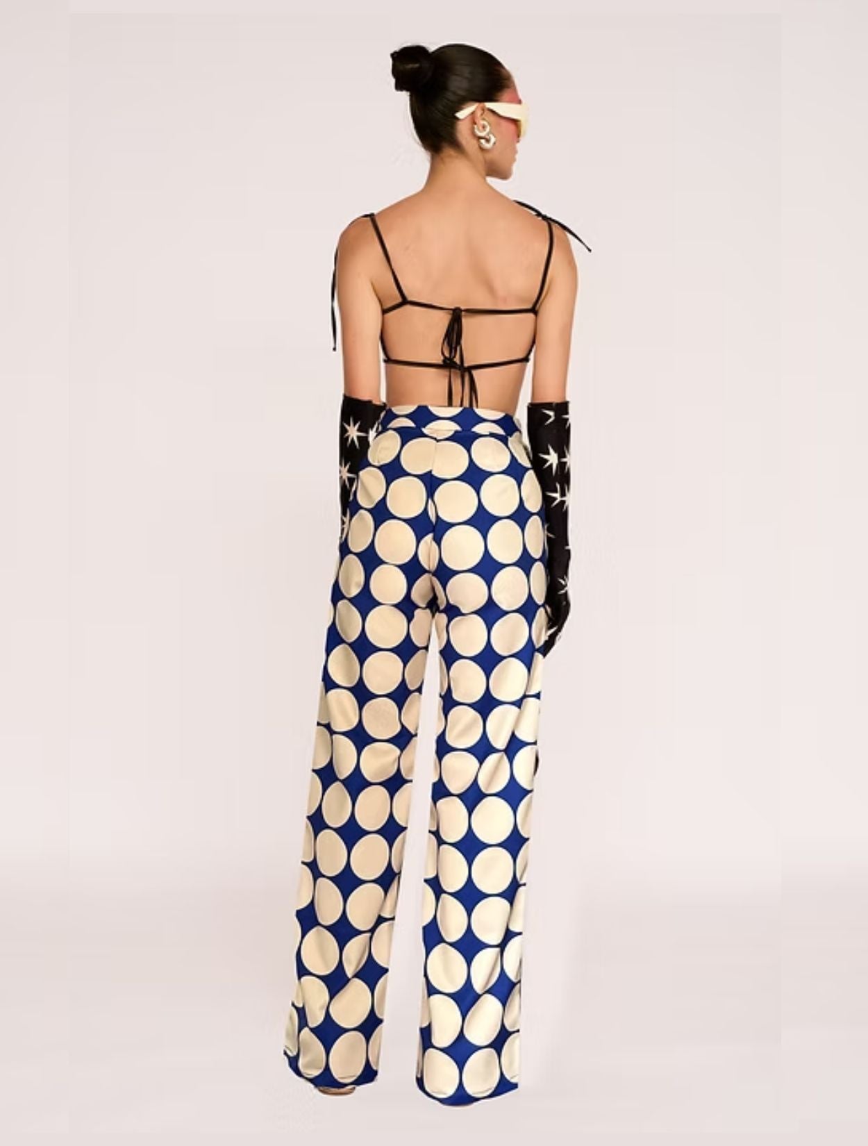 PANTALÓN DE PUNTOS AZULES