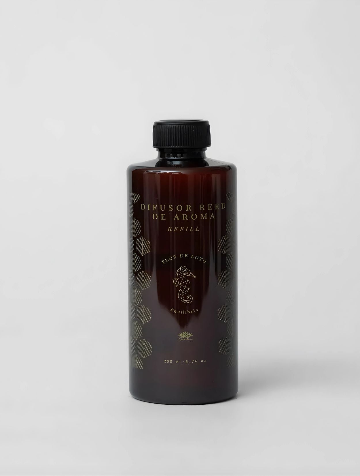 Recambio de 200ml para difusor de varitas aroma Flor de Loto de Gandha. Repuesto artesanal de lujo colombiano y esencia original de marcas colombianas , disponible en nuestro concept store de bienestar.