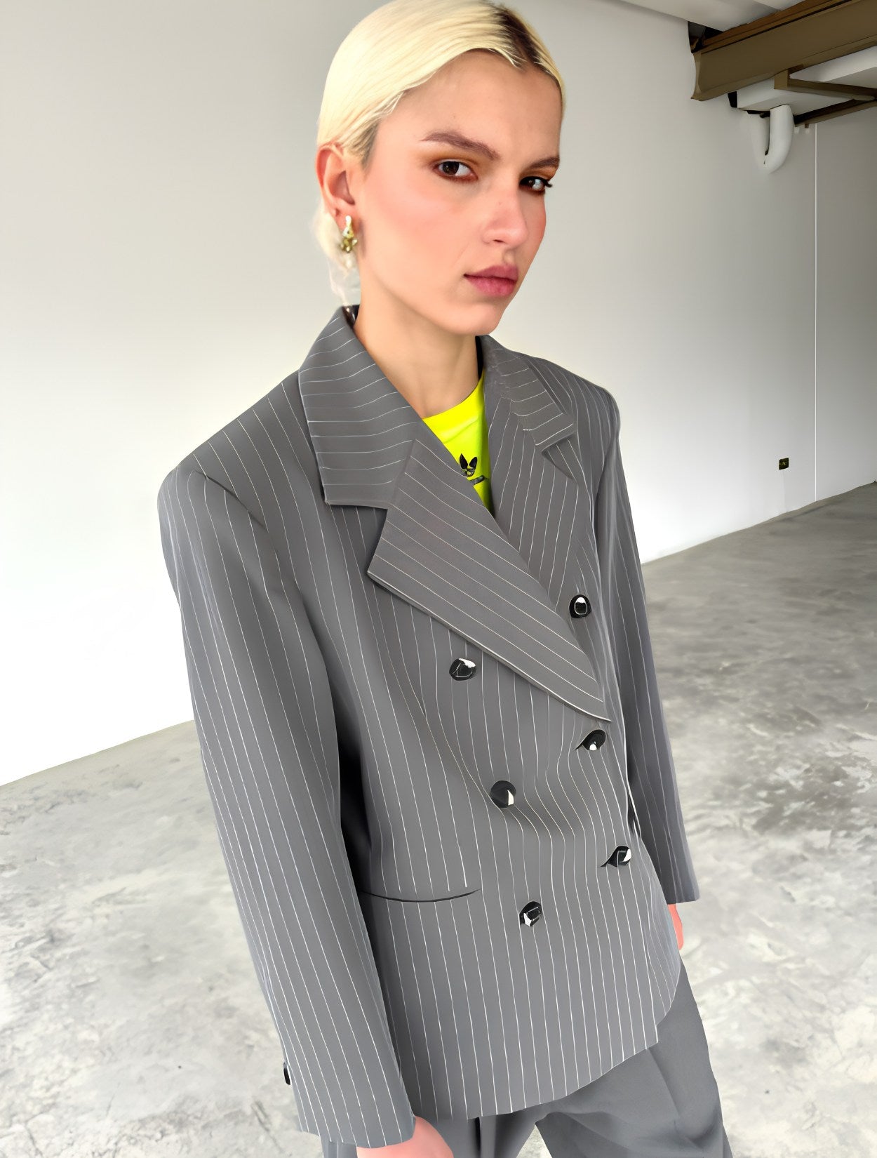 Blazer Negro Sicilia Cruzado en Lana | W Studios