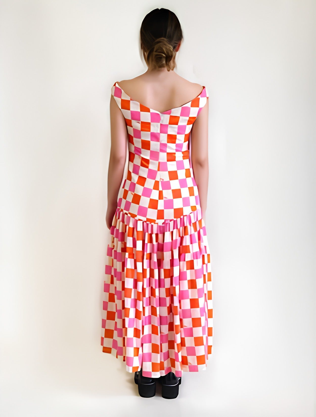 Trust Dress | Vestido Midi Cuadros Naranja y Rosa
