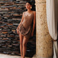 Vestido Agua Salada de Santo Azul en color camel con silueta fluida y diseño de autor para mujer – Moda colombiana de lujo resort | Casa Precis, Concept Store