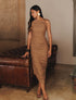 Vestido Eterna de Santo Azul en color camel largo con silueta fluida y diseño minimalista para mujer – Moda colombiana de lujo atemporal | Casa Precis, Concept Store
