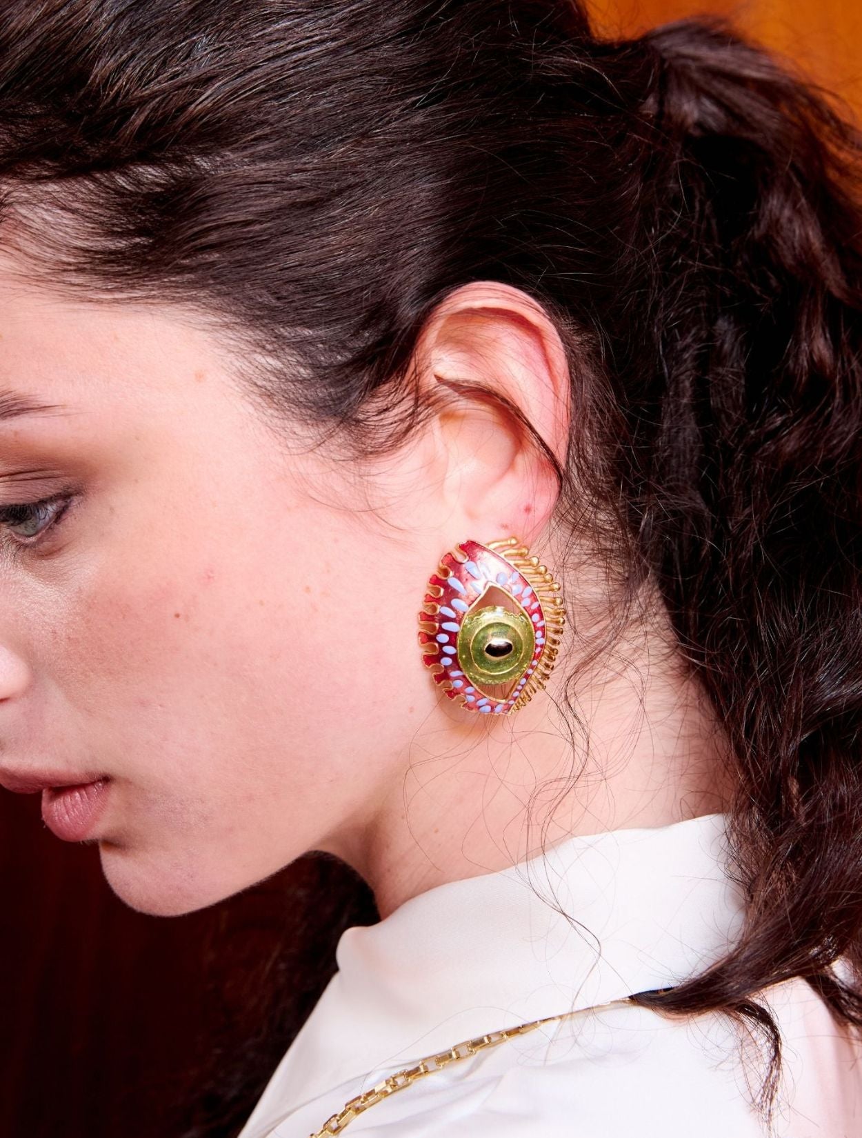 Aretes Maxi Cat Burgundy | Joyería Contemporánea | Sara & Flora