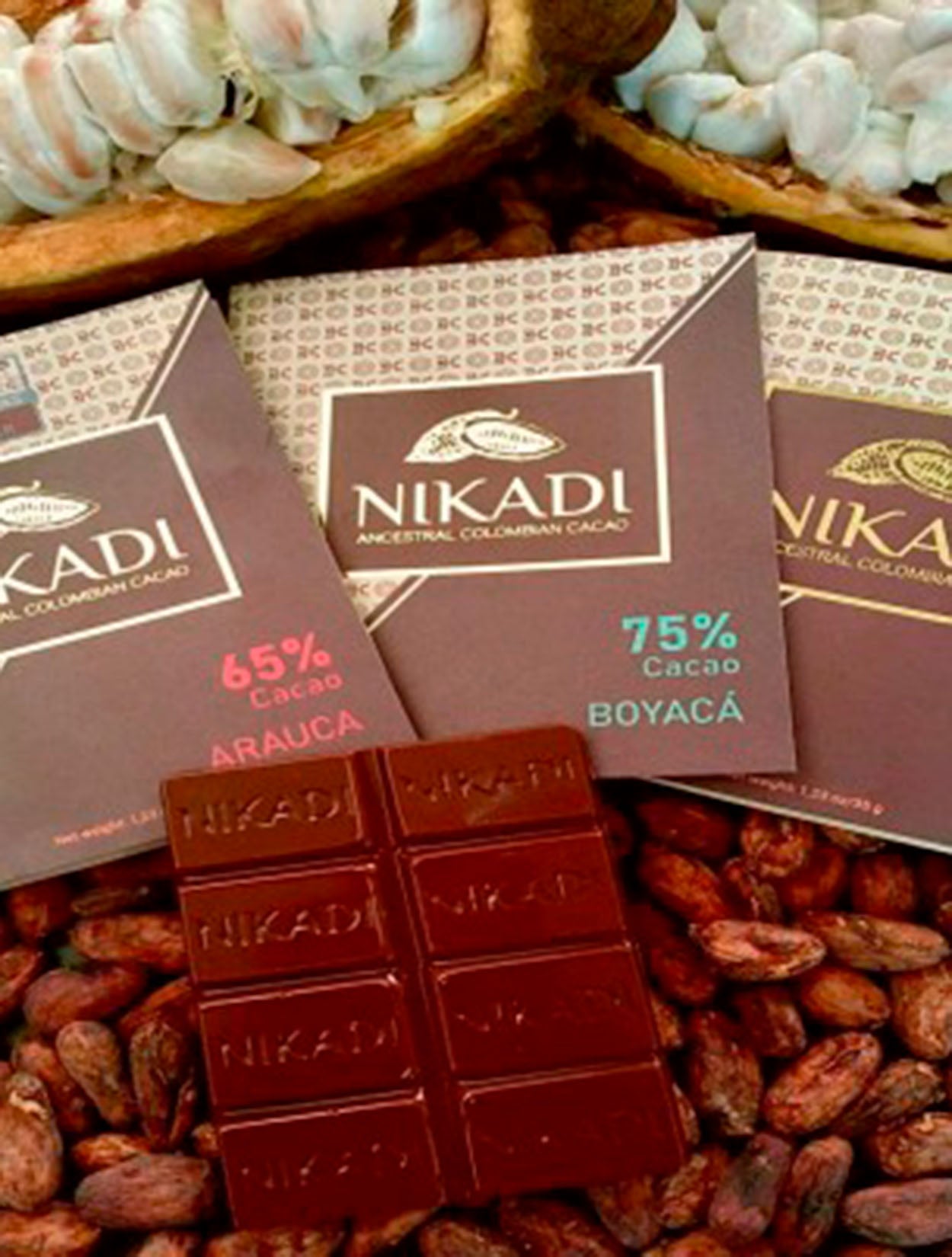 Barra de chocolate de origen NIKADI (Arauca, Boyacá y Meta) elaborada con cacao ancestral colombiano de alta pureza – Chocolatería de lujo de diseño nacional | Casa Precis, Concept Store
