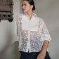 Camisa clásica de mujer en ojalillo de algodón blanco de la marca Diana Buelvas – Moda colombiana de lujo artesanal y diseño calado | Casa Precis, Concept Store