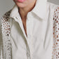 Camisa clásica de mujer en ojalillo de algodón blanco de la marca Diana Buelvas – Moda colombiana de lujo artesanal y diseño calado | Casa Precis, Concept Store