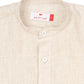 Camisa de Lino Premium Color Crudo de Manga Corta y Silueta Relajada de la marca colombiana Red Flag x Casa Precis, Concept Store