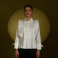 Camisa blanca de algodón con detalles estructurales laterales modelo Letizia de la marca Disímil – Camisería de autor y diseño contemporáneo de lujo hecho en Colombia | Casa Precis, Concept Store
