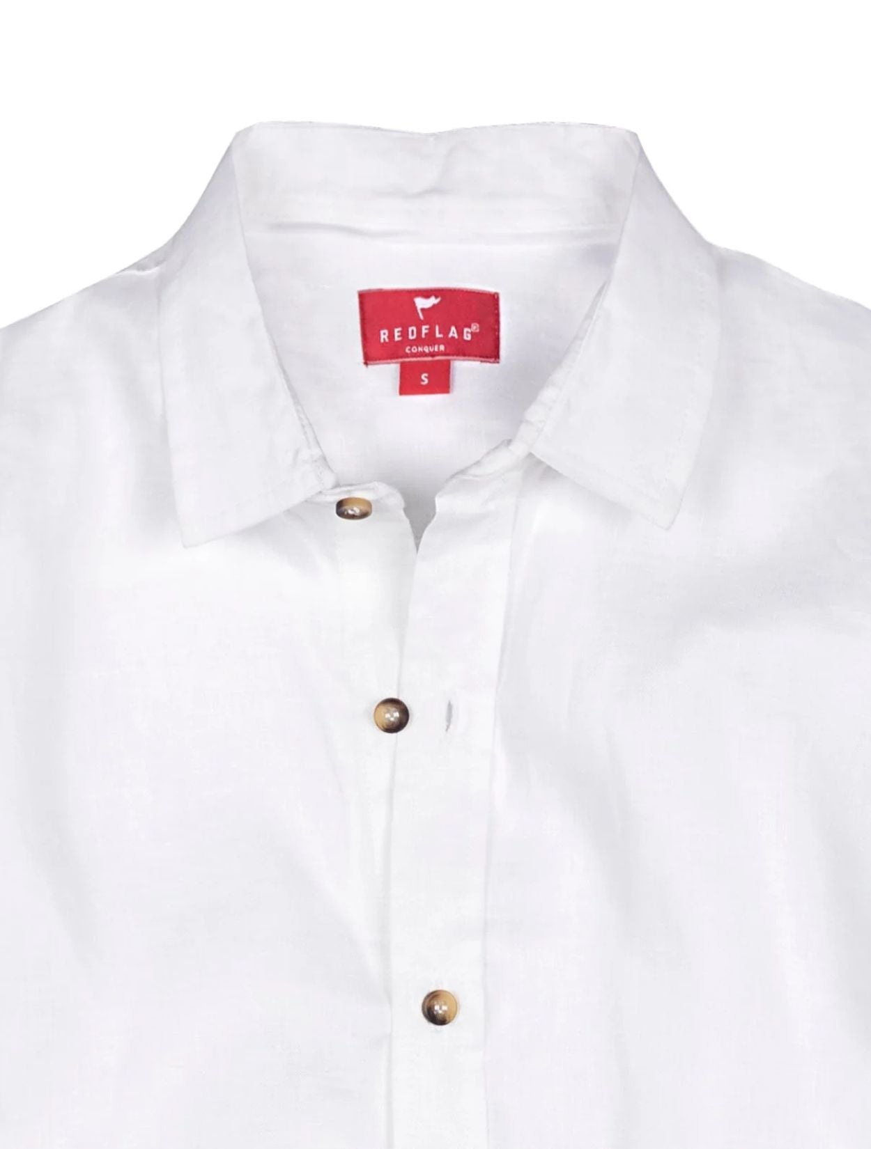 Camisa de lino premium en color blanco de manga larga de la marca Red Flag – Ropa de lujo en fibras naturales y diseño de autor hecho en Colombia | Casa Precis, Concept Store