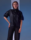 Camisa clásica de algodón en color negro de la marca Disímil – Camisería de lujo y básicos de diseño contemporáneo hecho en Colombia | Casa Precis, Concept Store