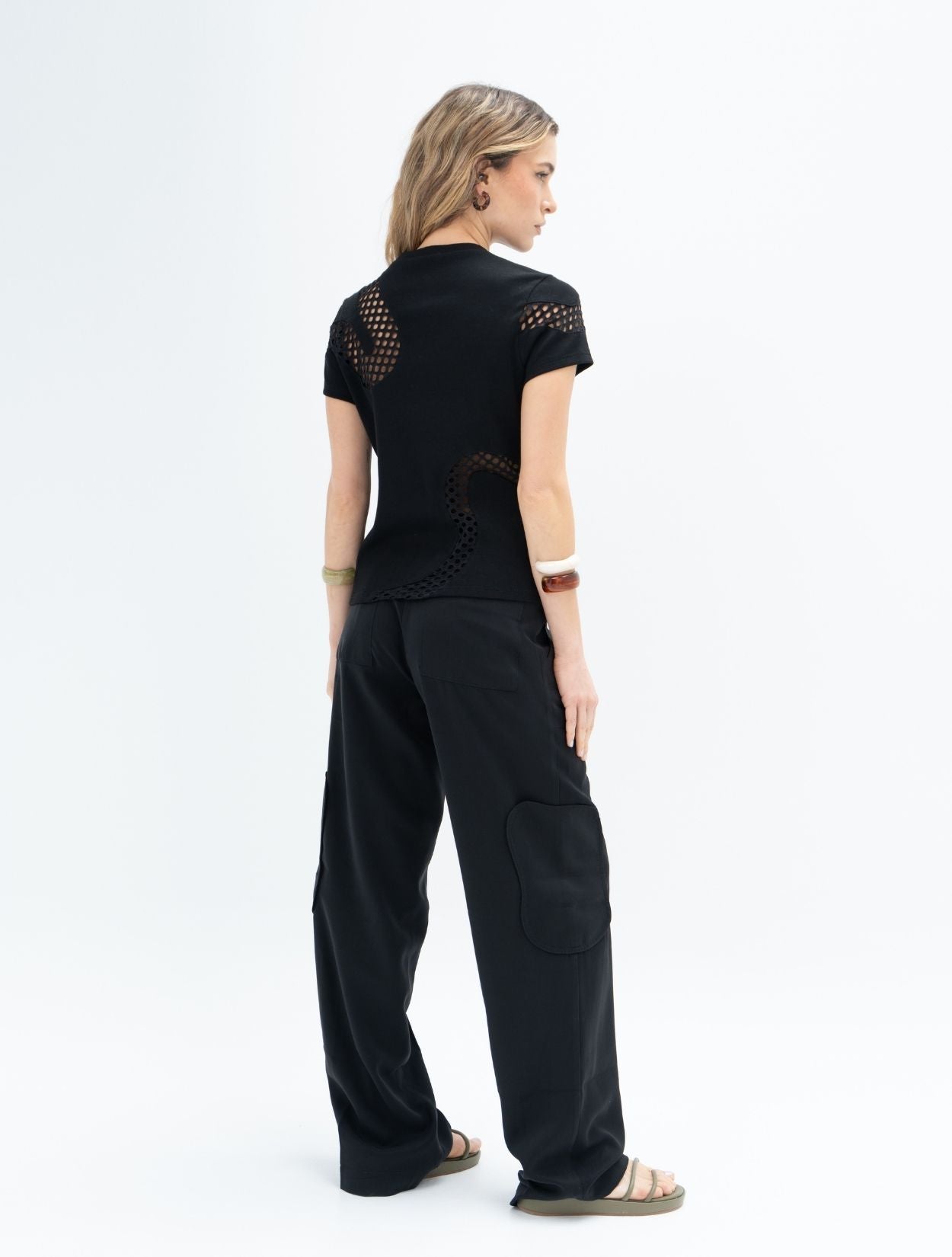 Camiseta Hissoria Black | Camiseta Femenina de Zierra Leona