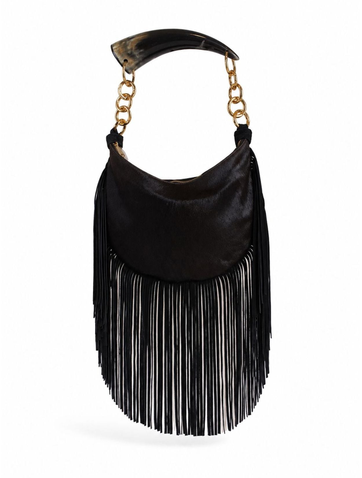 Cartera Atina de la marca Legado en pelo natural negro con flecos de cuero y asa escultural de cuerno con eslabones dorados – Bolso de lujo de autor hecho en Colombia | Casa Precis, Concept Store