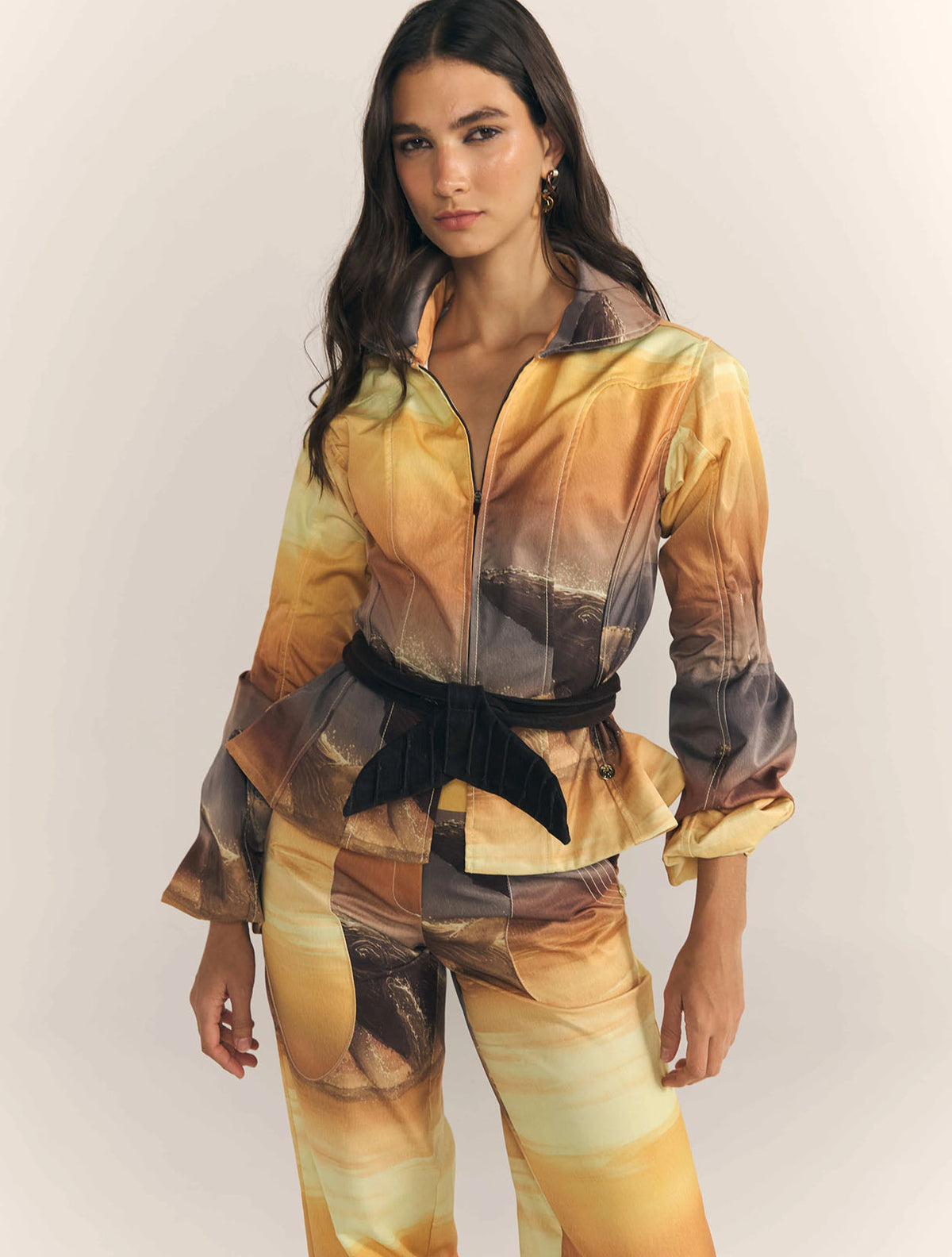 Chaqueta Beluga Atardecer para mujer | Chaqueta Estructurada de Zierra Leona