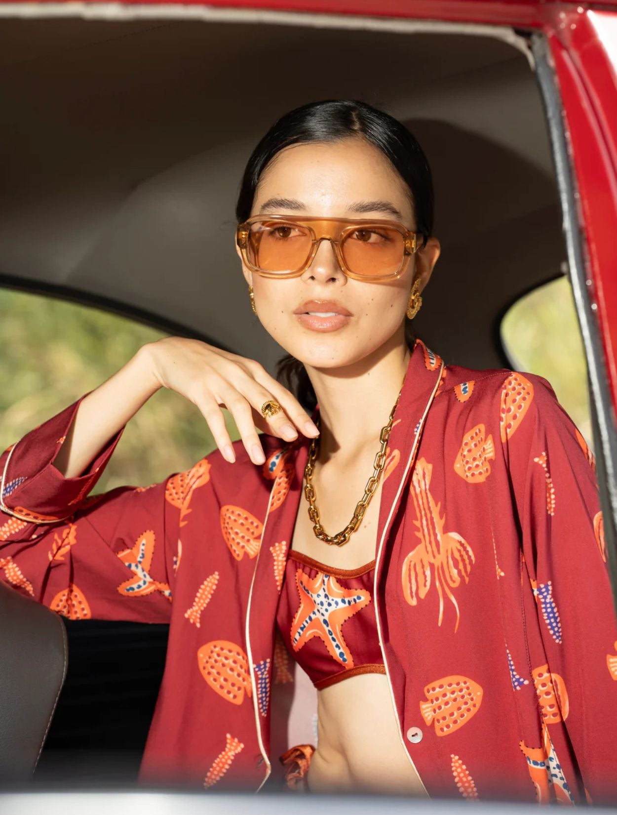 Gafas de sol Akira Carey Sunglasses de la marca Flor Amazona con montura geométrica en textura carey de diseño de autor y protección UV – Eyewear de lujo | Casa Precis, Concept Store