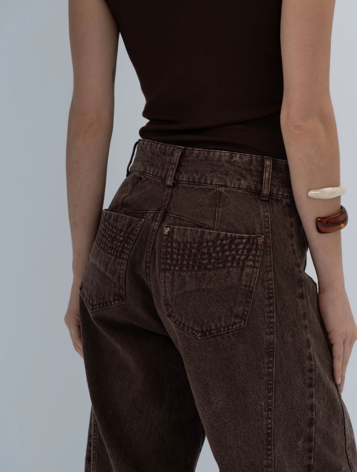 Jaguar Jean Barro | Jean Femenino de Zierra Leona