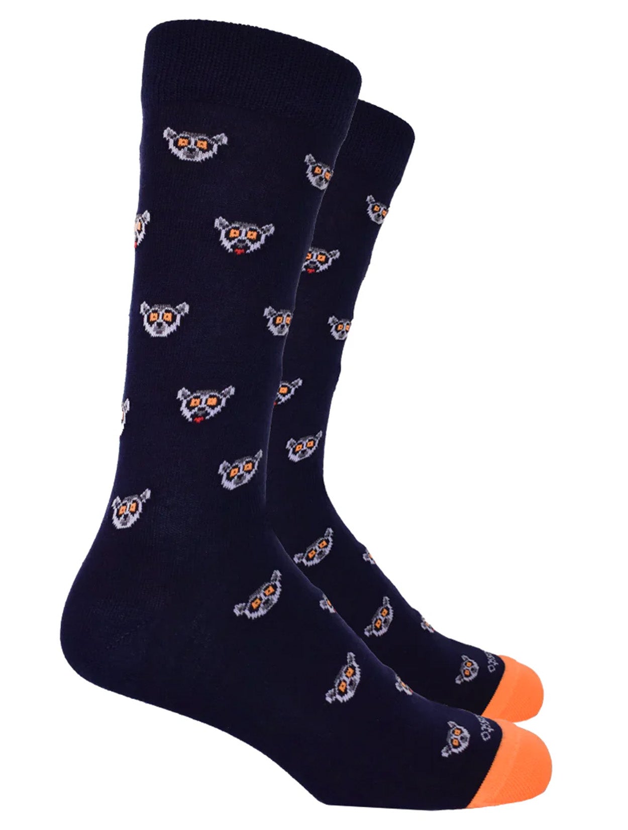 Medias color azul con bordado de lémur de la marca Bassto – Accesorios de moda colombiana de lujo y diseño gráfico inspirado en la fauna | Casa Precis, Concept Store