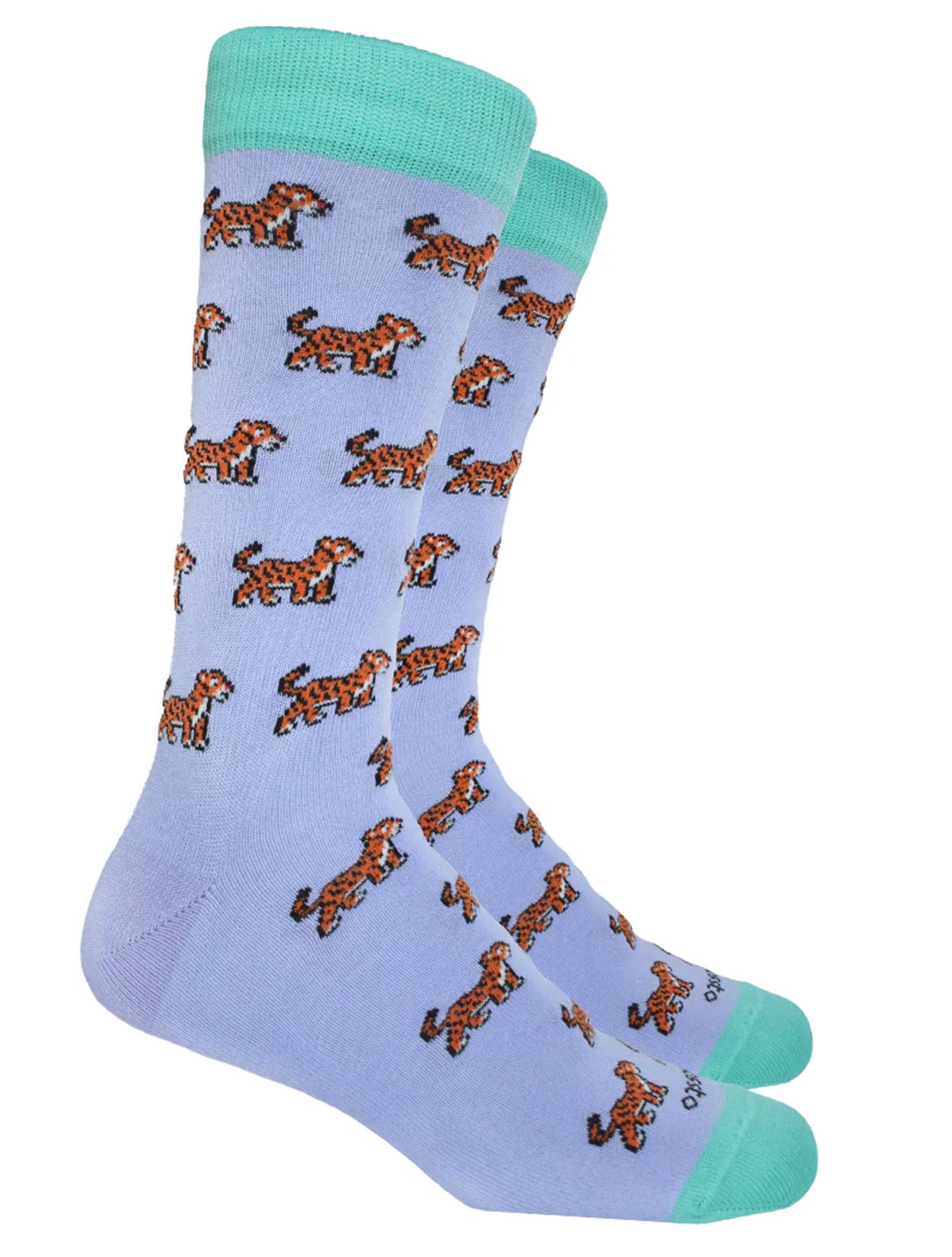 Medias color lila con bordado de tigres de la marca Bassto – Accesorios de moda colombiana de lujo y diseño gráfico de autor | Casa Precis, Concept Store