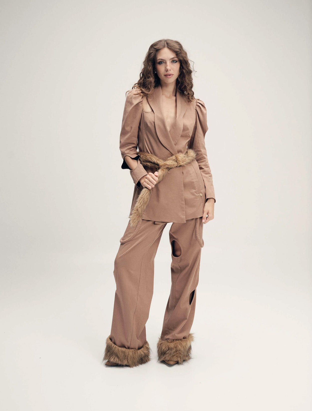 Pantalón Feralia Cacao | Pantalón Café de Zierra Leona