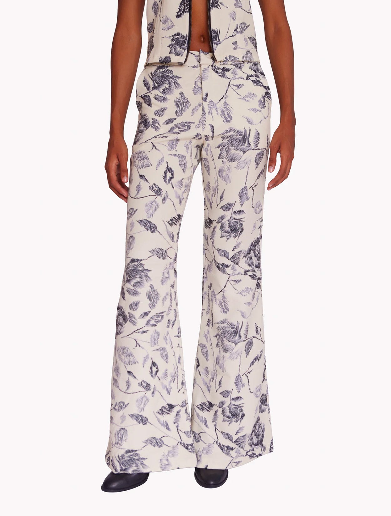 PANTALÓN FLORALES TINTA