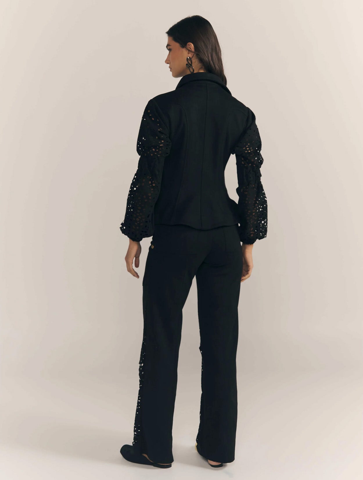 Pantalón Jorobada Negro | Pantalón Negro de Zierra Leona