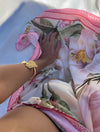 Pareo de playa Bandana Flor Amazona de la marca Flor Amazona con estampado gráfico verde de diseño de autor multifuncional – Ropa de playa de lujo hecha en Colombia | Casa Precis, Concept Store
