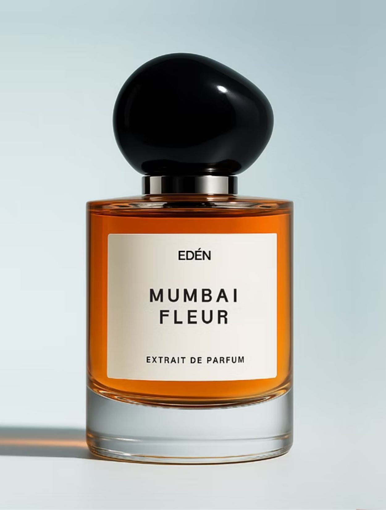 Mumbai Fleur de la marca EDEN – Perfume de autor floral exótico con notas de sándalo y diseño de lujo colombiano | Casa Precis, Concept Store