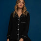 Set de pijama negro de viscosa con camisa y pantalón modelo All Black de la marca Alma Sleepwear – Ropa de descanso de lujo y sleepwear de autor hecho en Colombia | Casa Precis, Concept Store