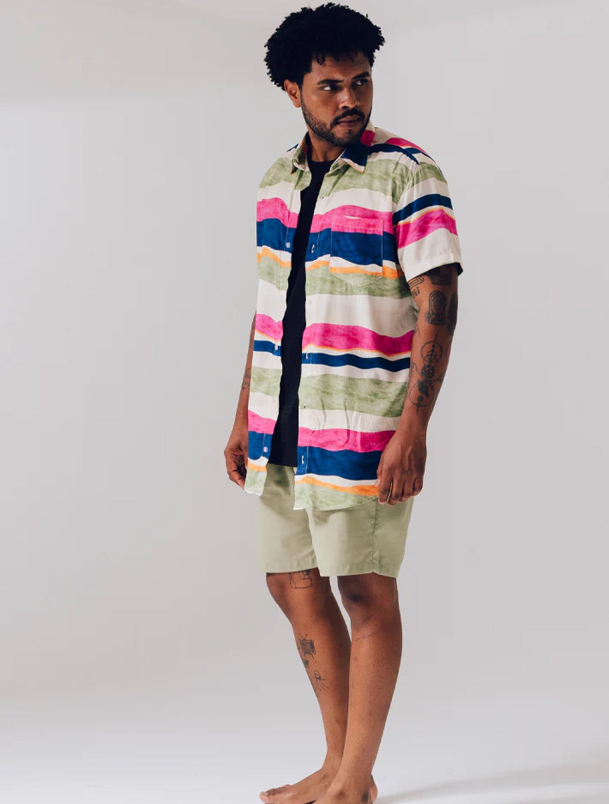 Short de lino premium en color verde eucalipto de la marca Pardo – Ropa de lujo en fibras naturales y diseño de autor hecho en Colombia | Casa Precis, Concept Store
