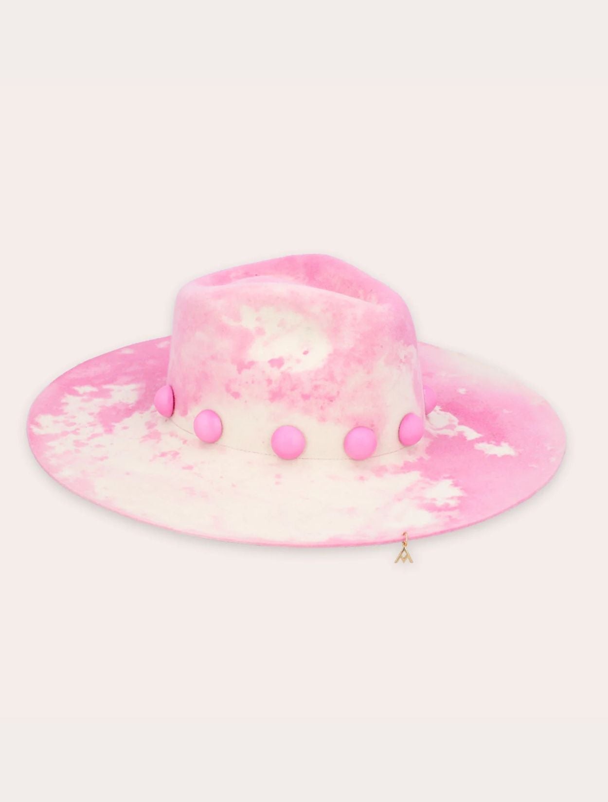 Sombrero Pink Sunset de la marca SerSer en fieltro premium con diseño de autor inspirado en el atardecer y ala ancha estructurada – Sombrero de lujo artesanal hecho en Colombia | Casa Precis, Concept Store